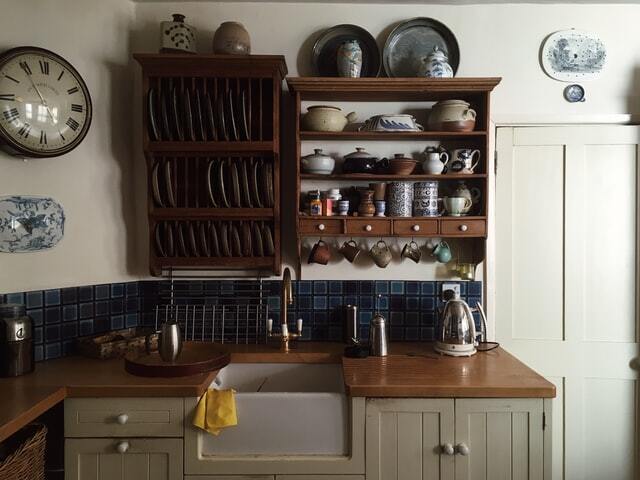 7-Signs-You-Have-an-Outdated-Kitchen-4