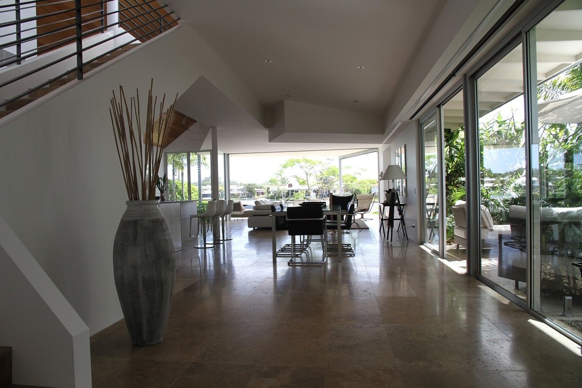 Maximizing-Natural-Light-in-Your-Home-Renovation-Project-3
